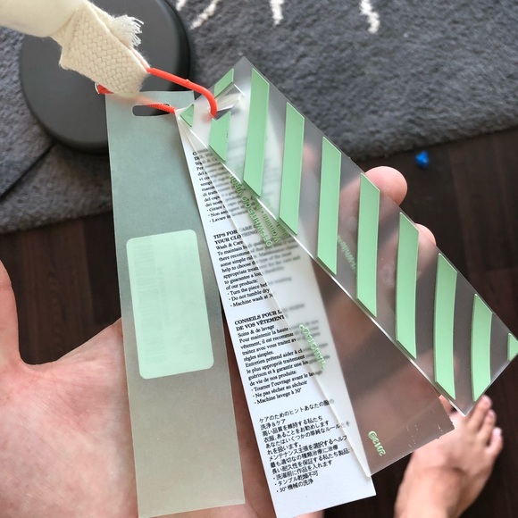 Off-White Oversized Boat T-Shirt - Picture 7 of 8